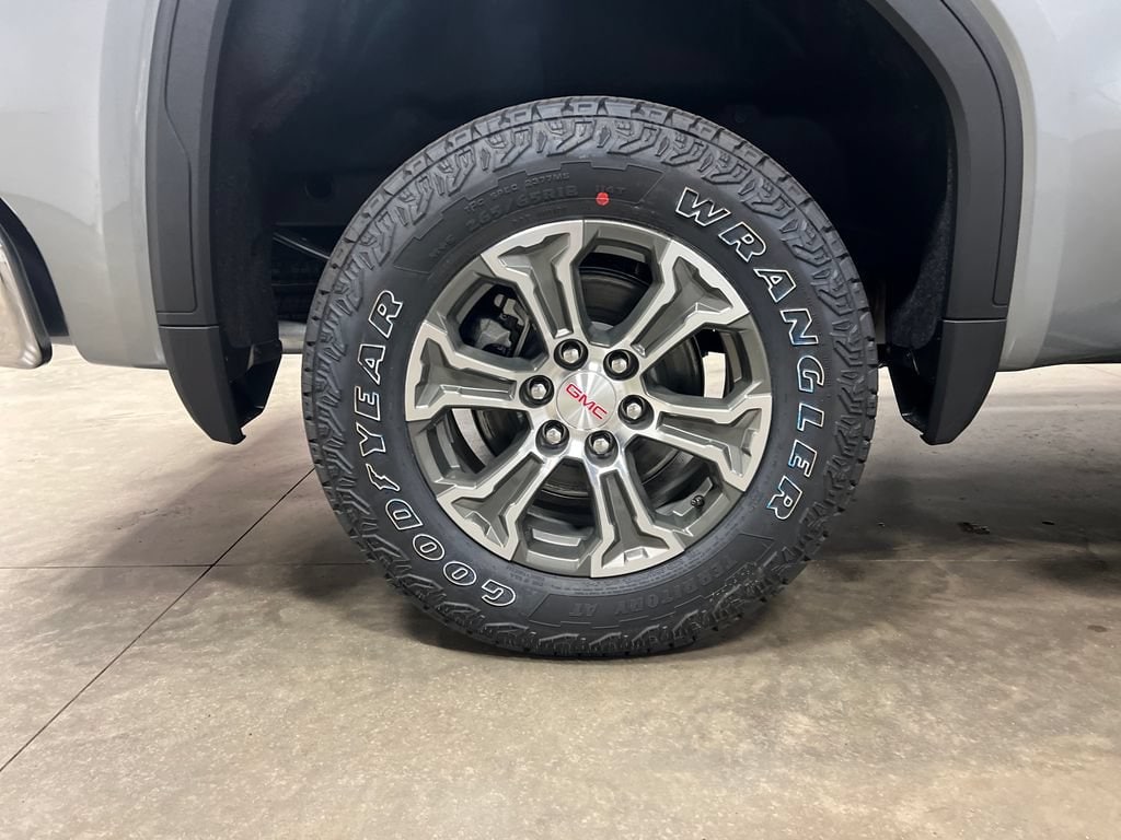 2026 GMC Sierra 1500 SLE - Photo 9