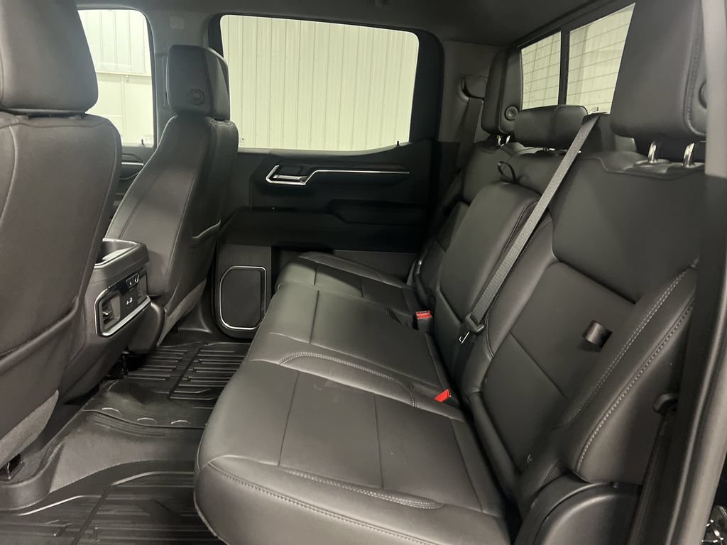 2026 GMC Sierra 1500 SLT - Photo 13