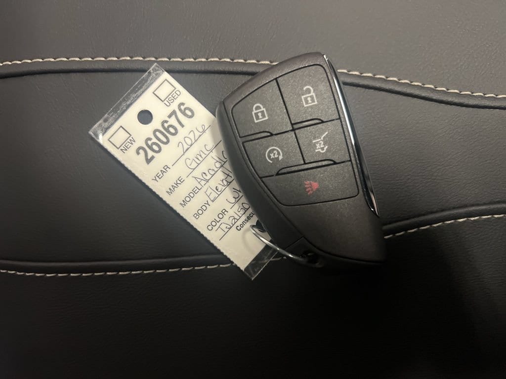 2026 GMC Acadia Elevation - Photo 23