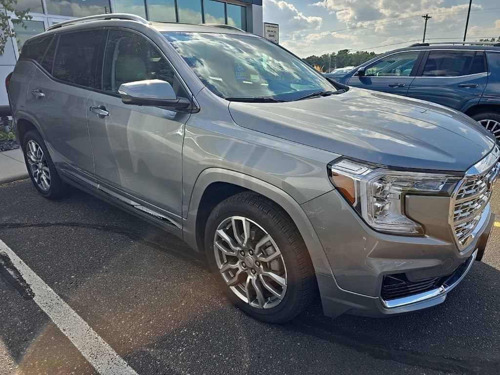 Used 2024 GMC Terrain Denali SUV