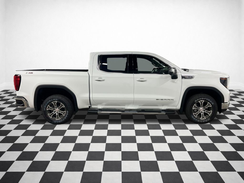 New 2026 GMC Sierra 1500 SLE Truck