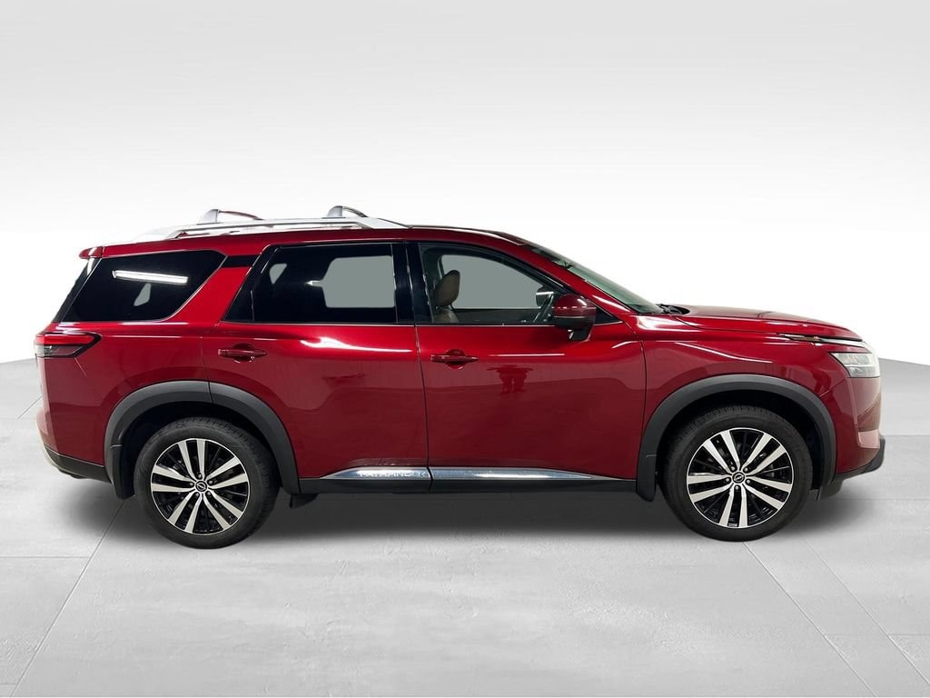 Used 2023 Nissan Pathfinder Platinum SUV