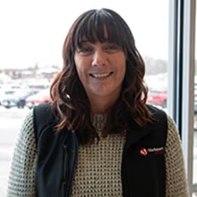 Staff member STEPHANIE BAUTCH from ID_3e6ce3
