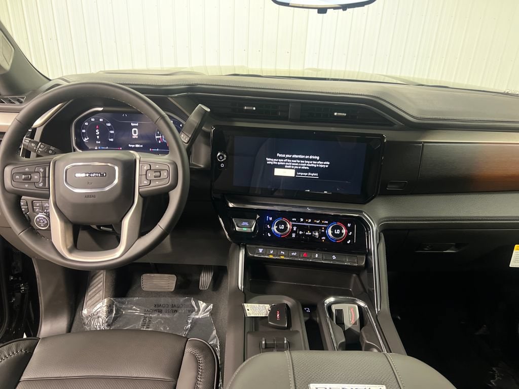 2026 GMC Sierra 2500HD Denali - Photo 17
