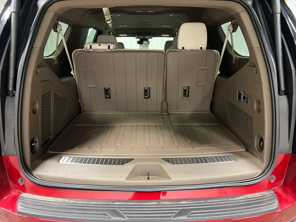 2026 GMC Yukon XL Denali - Photo 11