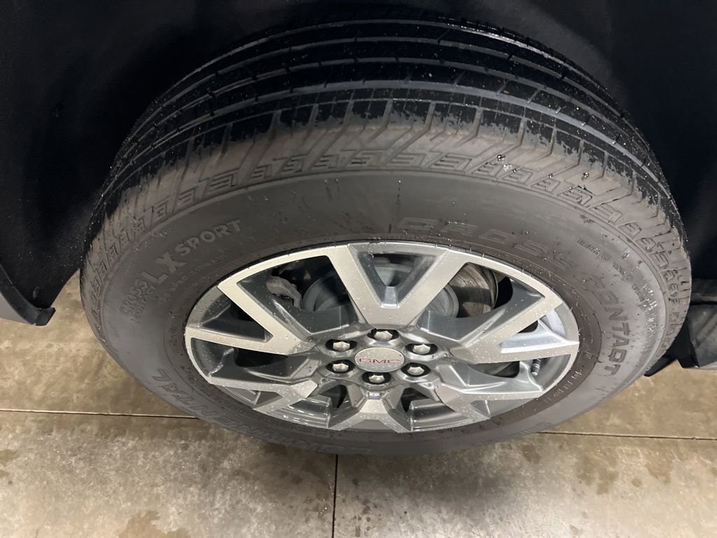 2023 GMC Acadia SLE - Photo 23