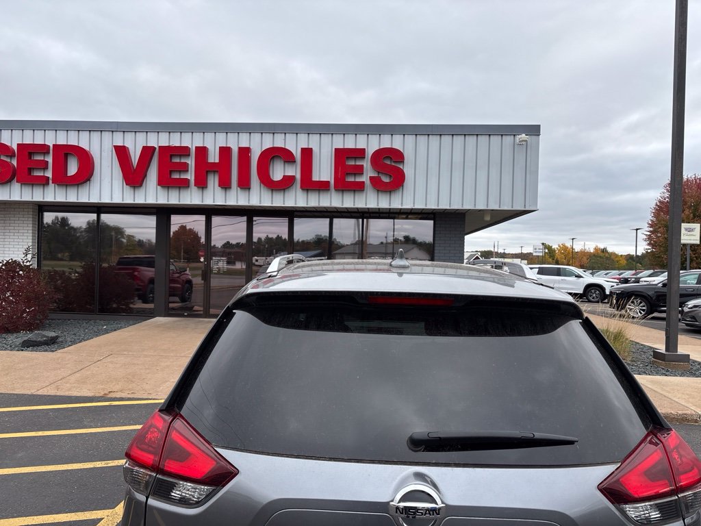 Used 2019 Nissan Rogue SV SUV