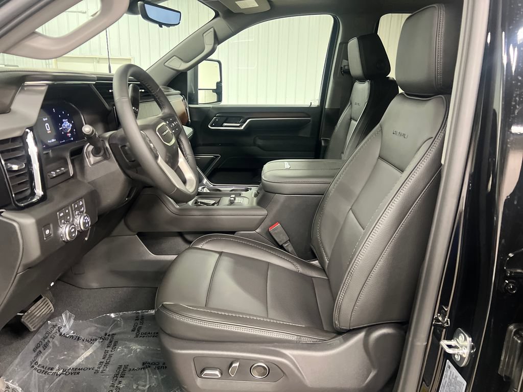 2026 GMC Sierra 2500HD Denali - Photo 13