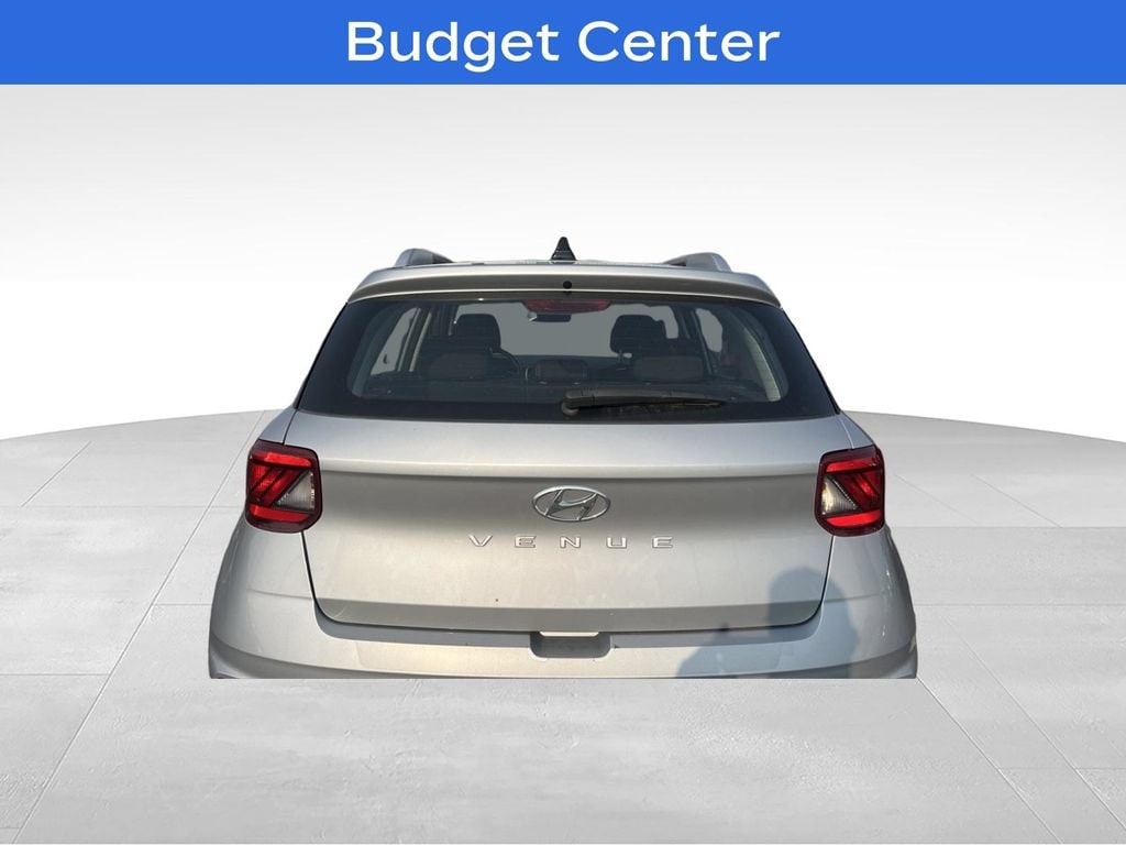 Used 2022 Hyundai Venue SEL SUV