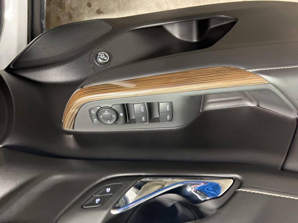 2023 GMC Acadia SLE - Photo 21