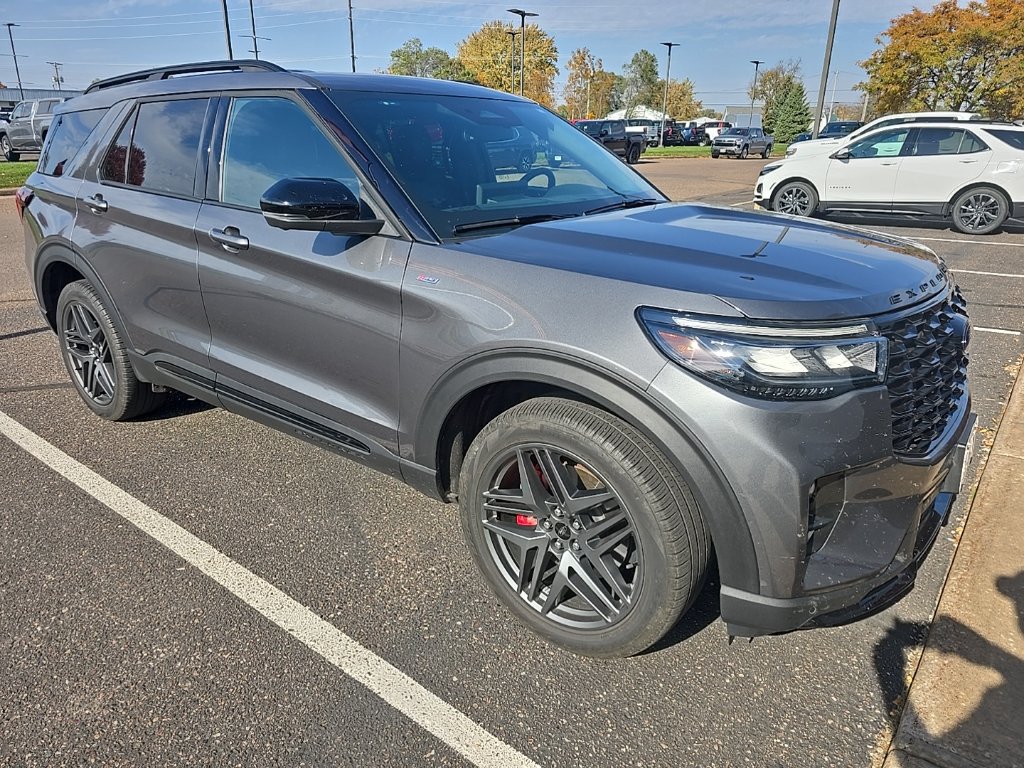 Used 2025 Ford Explorer ST-Line SUV
