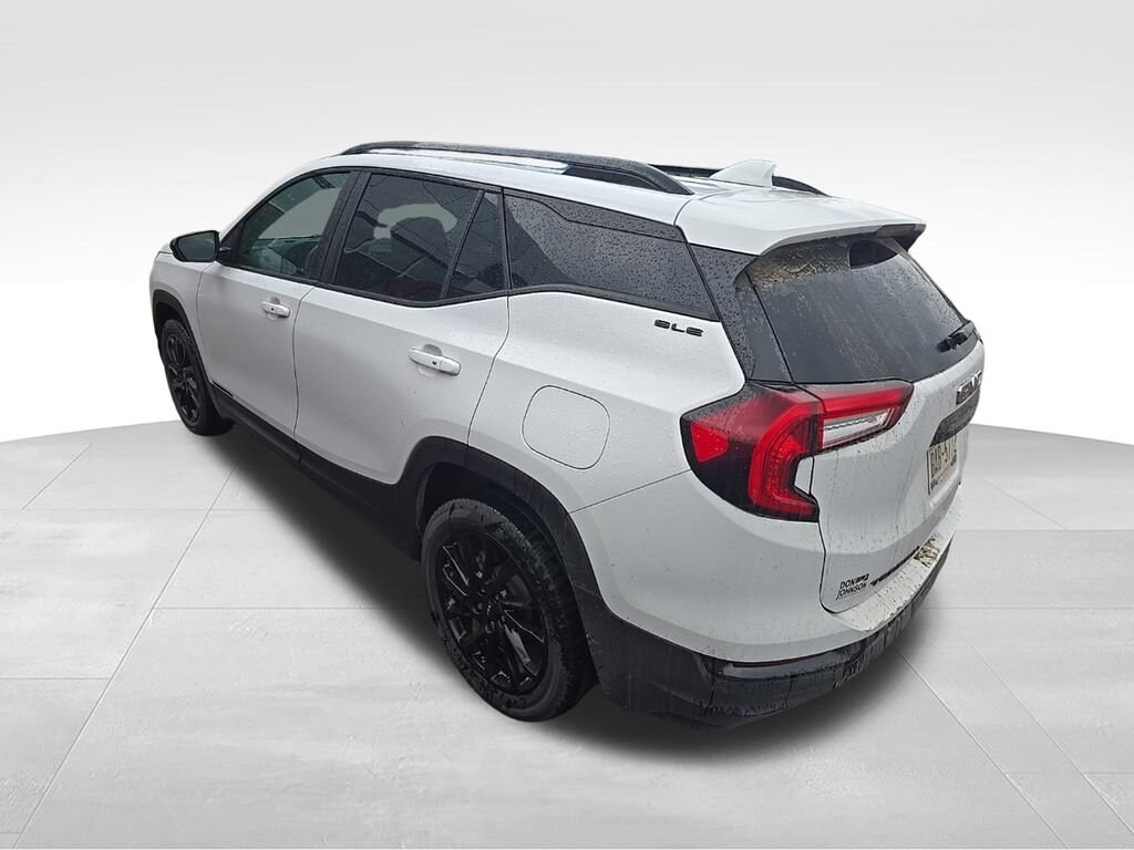 Used 2024 GMC Terrain SLE SUV