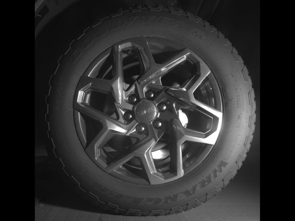 2026 GMC Sierra 1500 SLT - Photo 10