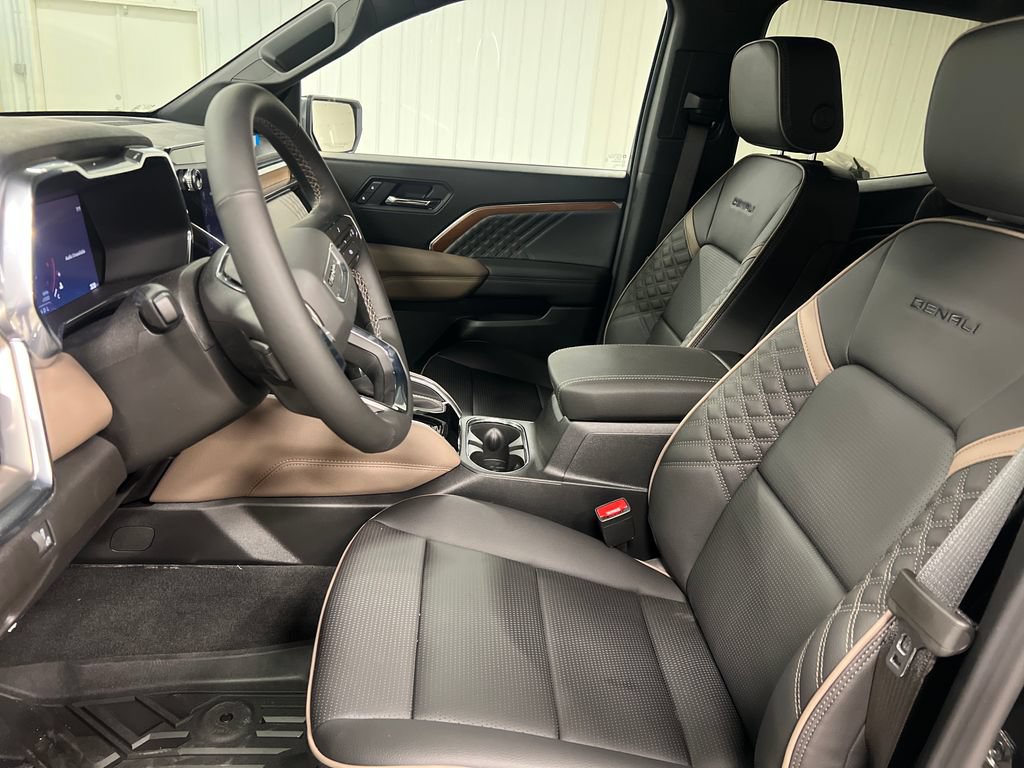 2026 GMC Canyon Denali - Photo 13