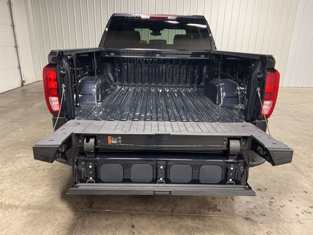 2023 GMC Sierra 1500 Elevation - Photo 7