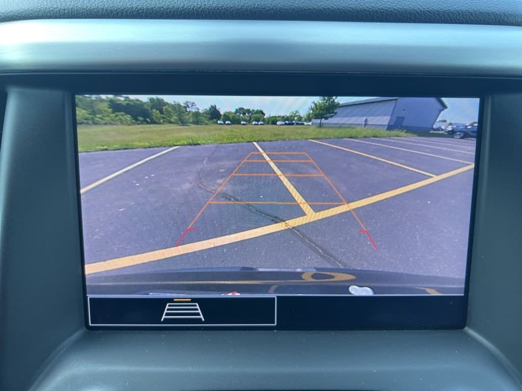 2023 GMC Acadia SLE - Photo 18