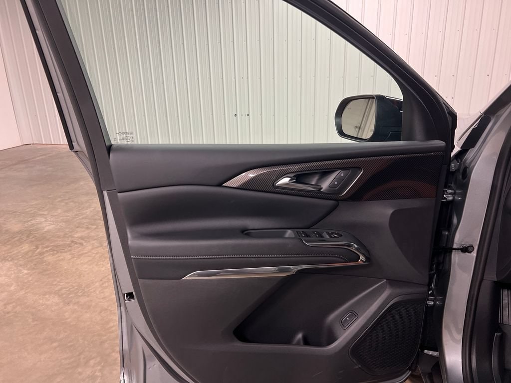 2027 Chevrolet Traverse Z71 - Photo 15