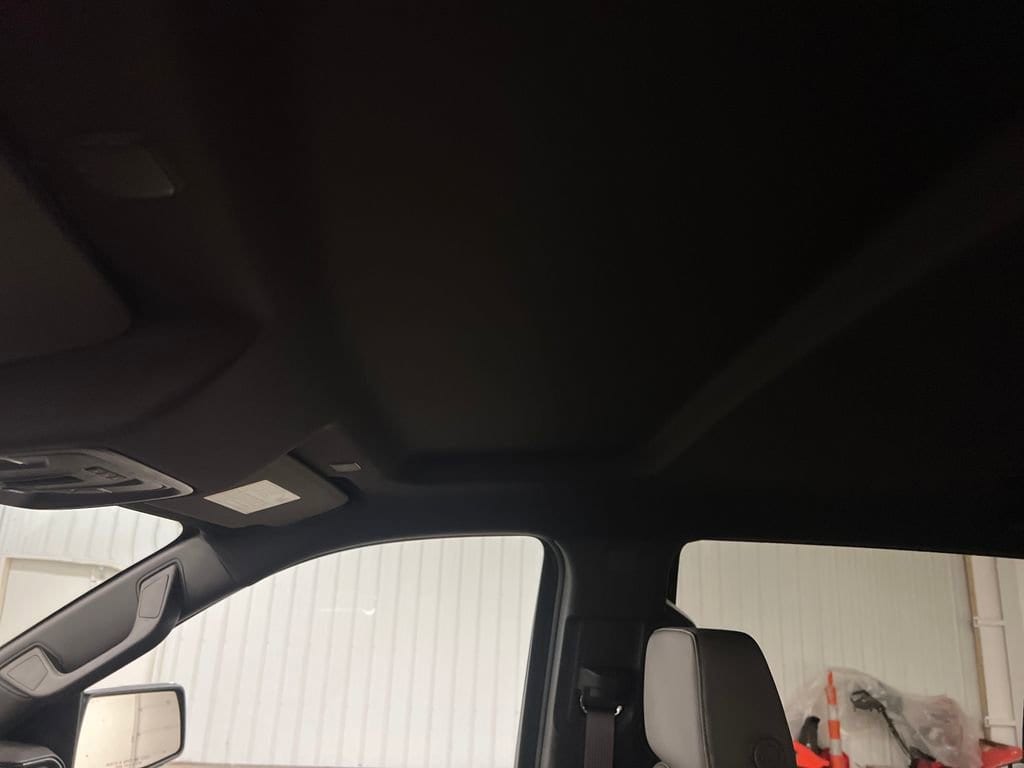2024 GMC Sierra 1500 SLT - Photo 26