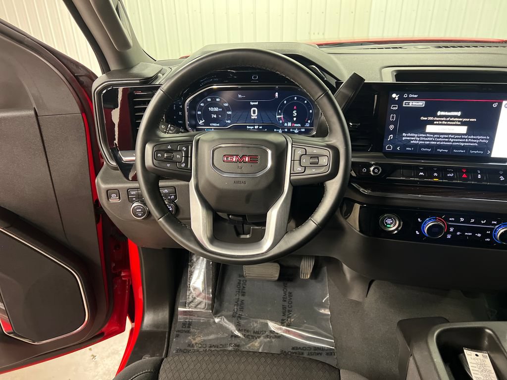 2024 GMC Sierra 1500 Elevation - Photo 18