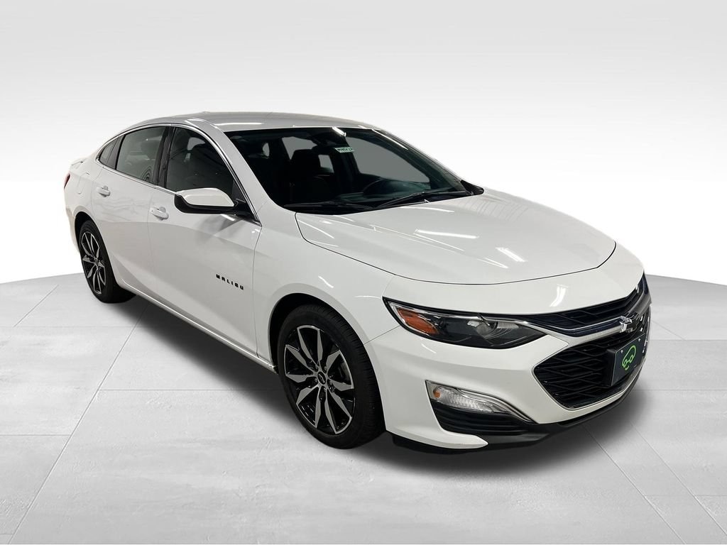 Used 2024 Chevrolet Malibu RS Car