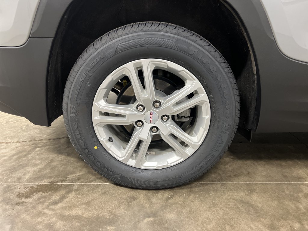 2023 GMC Terrain SLE - Photo 10