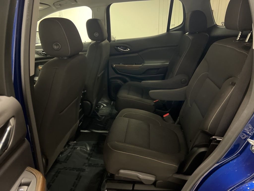 2023 GMC Acadia SLE - Photo 9