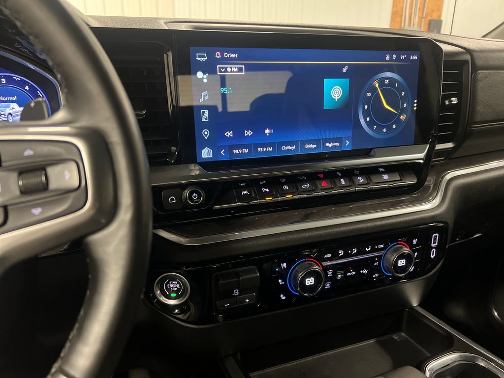 2023 Chevrolet Silverado 1500 LTZ - Photo 22