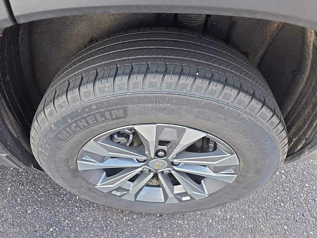 Used 2025 Chevrolet Equinox LT SUV