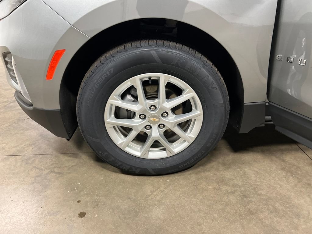 2023 Chevrolet Equinox LT - Photo 10
