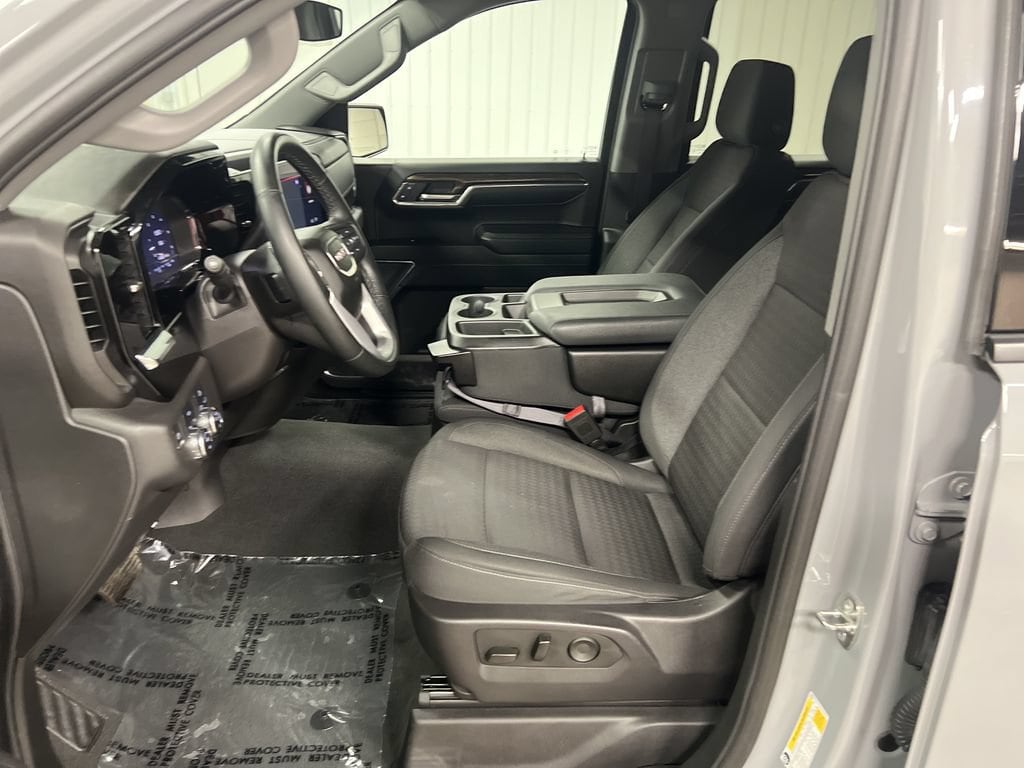 2024 GMC Sierra 1500 Elevation - Photo 13