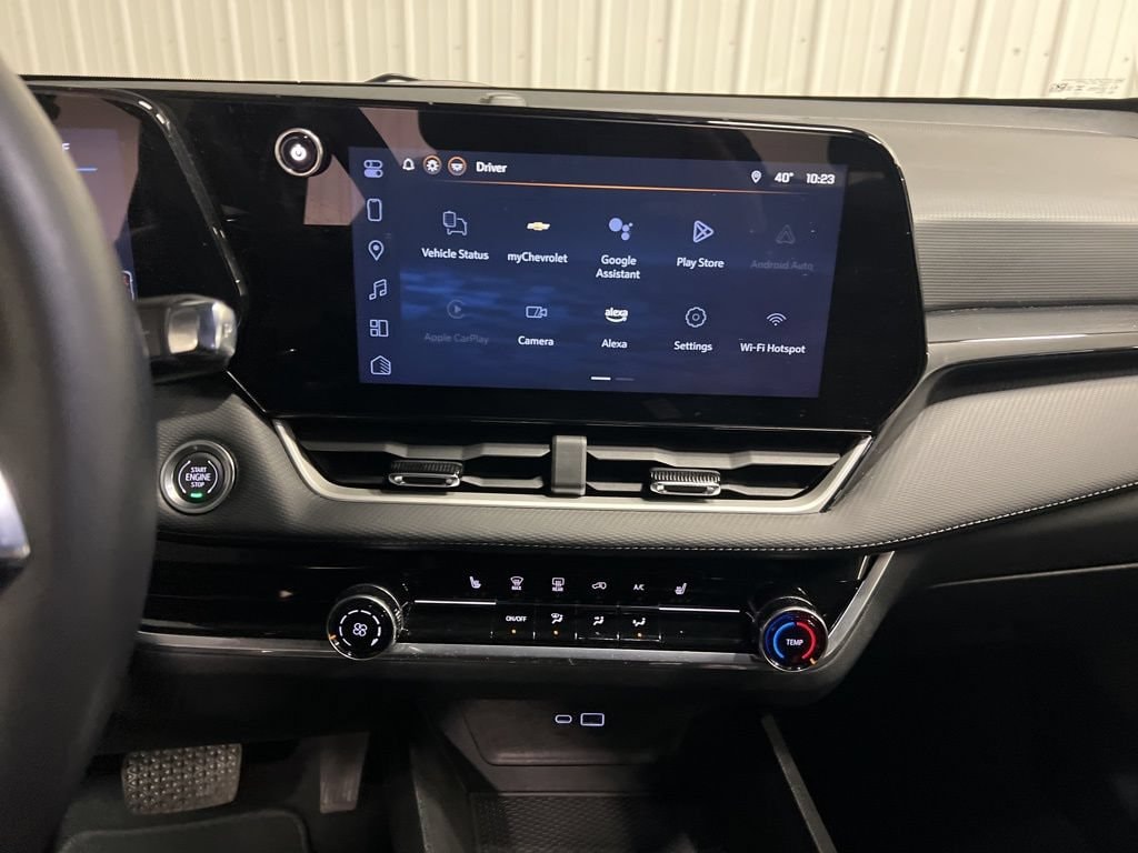 2025 Chevrolet Equinox LT - Photo 14