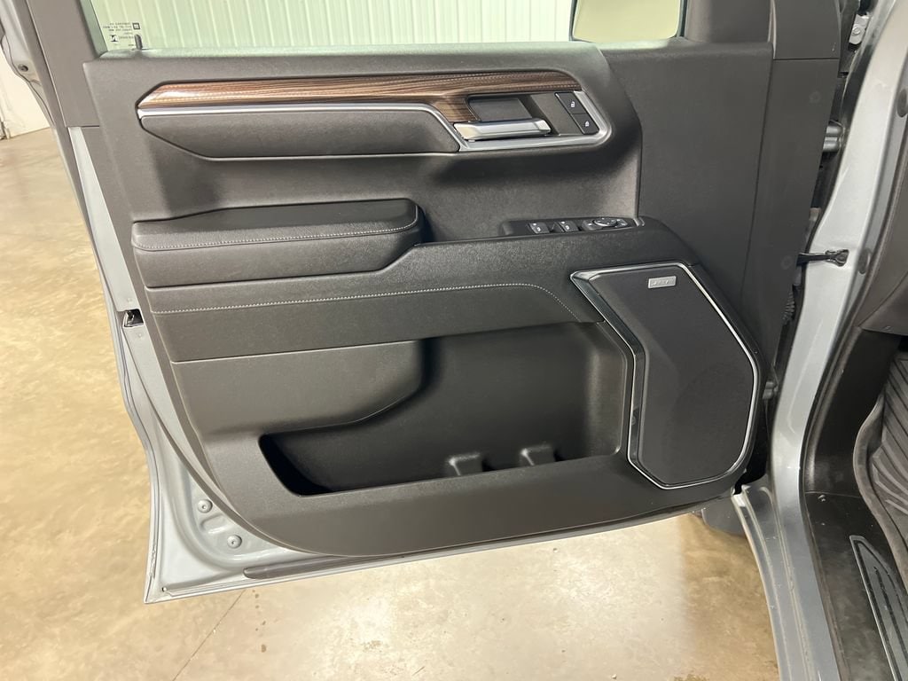 2023 Chevrolet Silverado 1500 LT Trail Boss - Photo 15