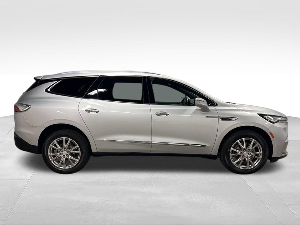 Used 2022 Buick Enclave Essence SUV
