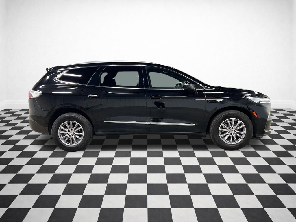 Used 2024 Buick Enclave Essence SUV
