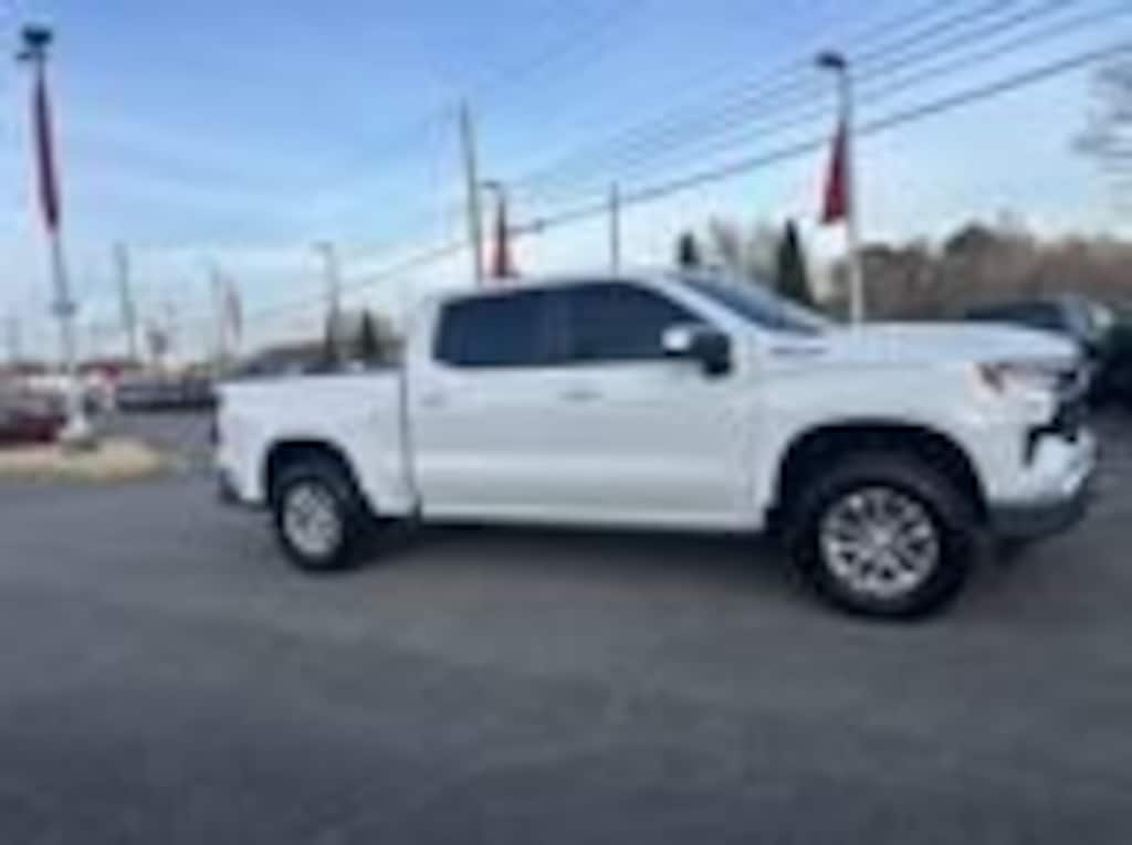 Used 2024 Chevrolet Silverado 1500 LT Truck