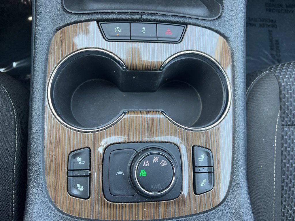 2023 GMC Acadia SLE - Photo 19