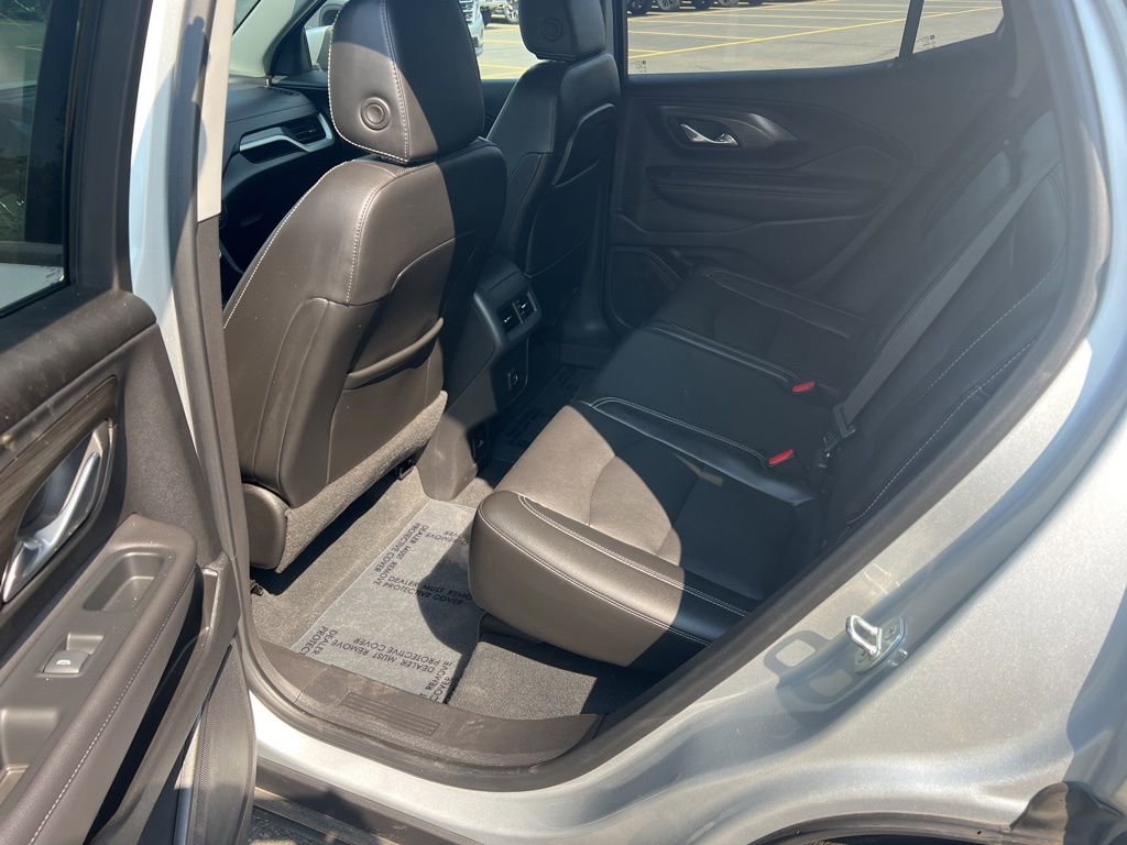 2022 GMC Terrain SLT - Photo 12