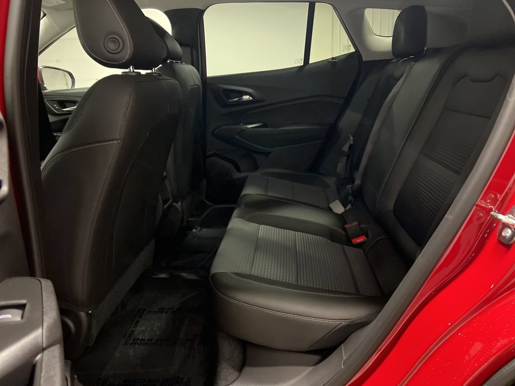 2026 Chevrolet Trax LT - Photo 9