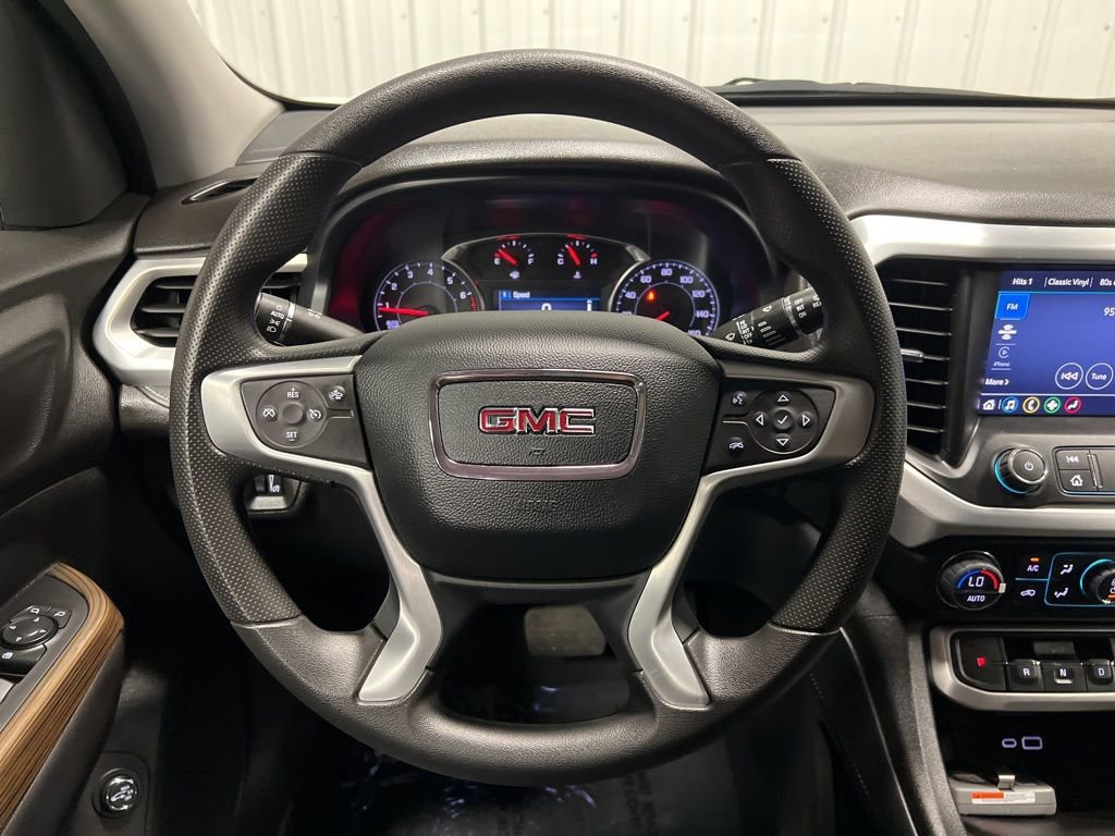 2023 GMC Acadia SLE - Photo 15