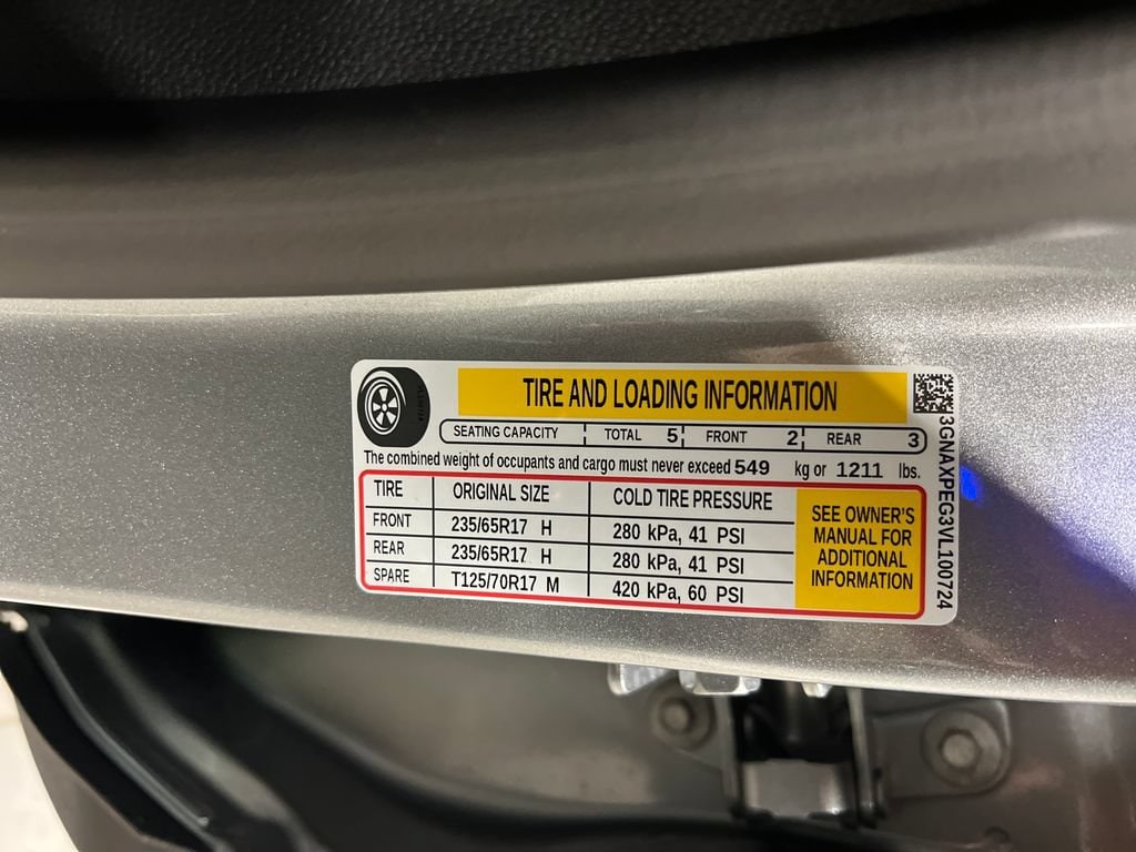 2027 Chevrolet Equinox LT - Photo 27