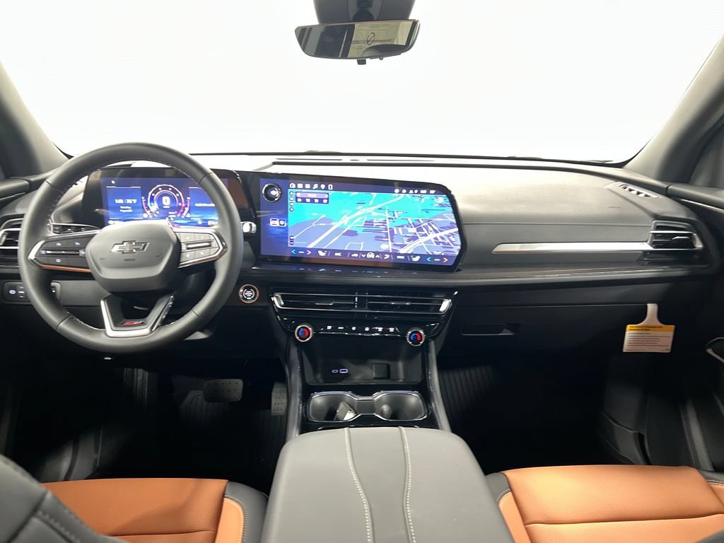 2027 Chevrolet Traverse Z71 - Photo 17