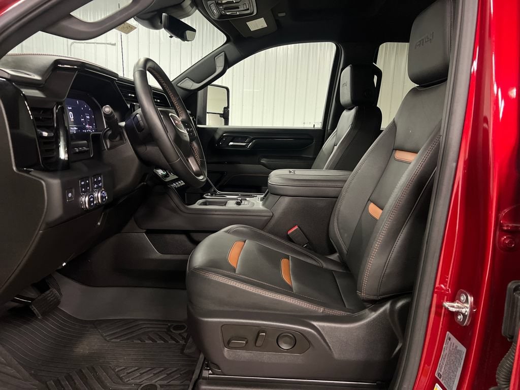 2024 GMC Sierra 2500HD AT4 - Photo 13