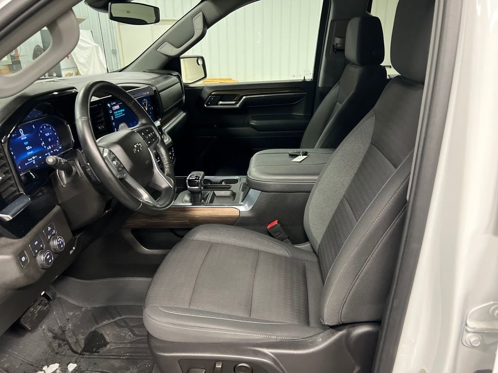 2024 Chevrolet Silverado 1500 RST - Photo 13