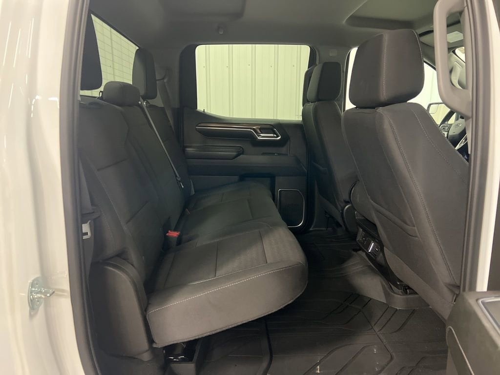 2023 Chevrolet Silverado 1500 RST - Photo 12