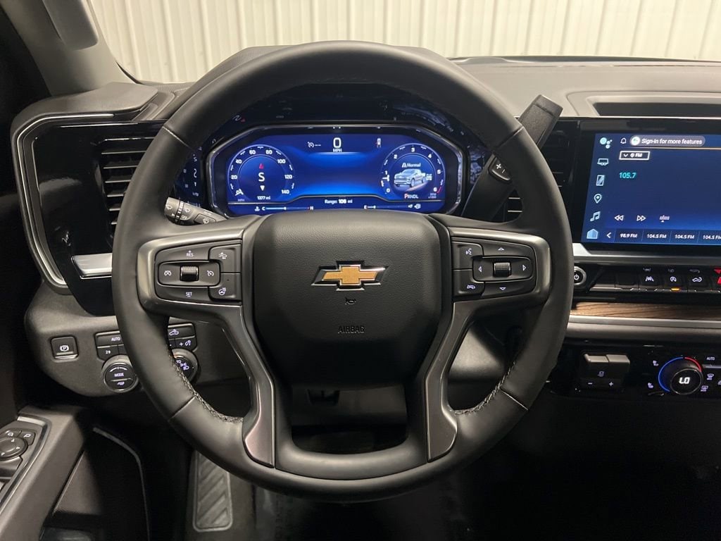 2025 Chevrolet Silverado 1500 LT - Photo 14