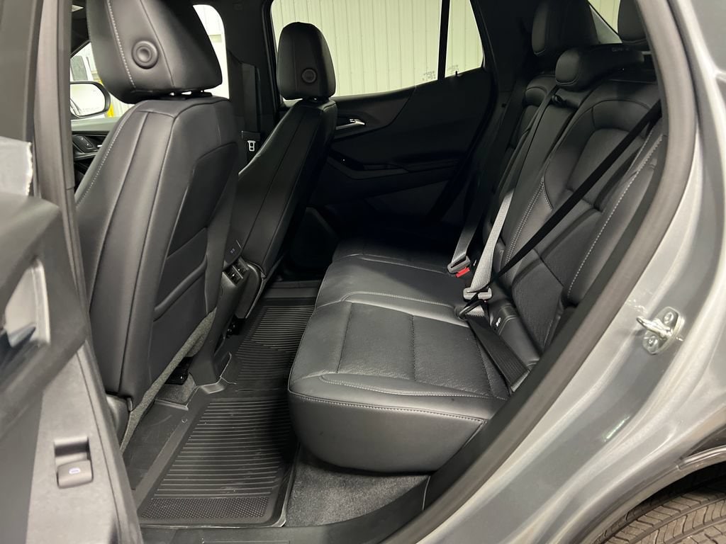 2027 Chevrolet Equinox LT - Photo 13