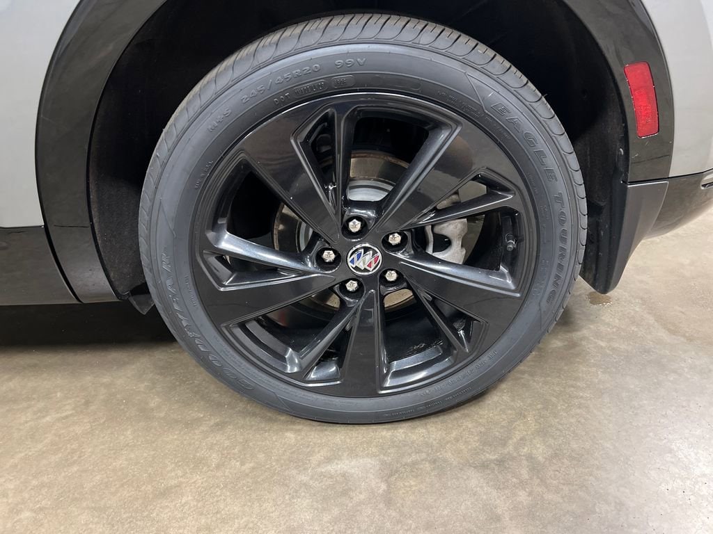 2023 Buick Envision Essence - Photo 10