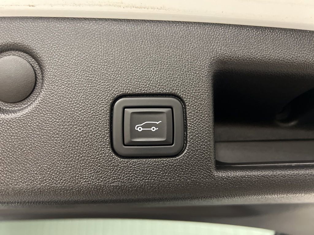 2023 Chevrolet Equinox LT - Photo 8