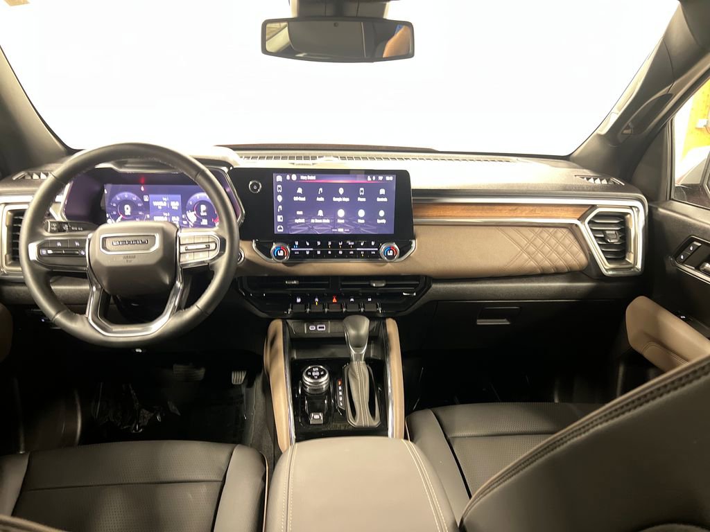 2024 GMC Canyon Denali - Photo 17