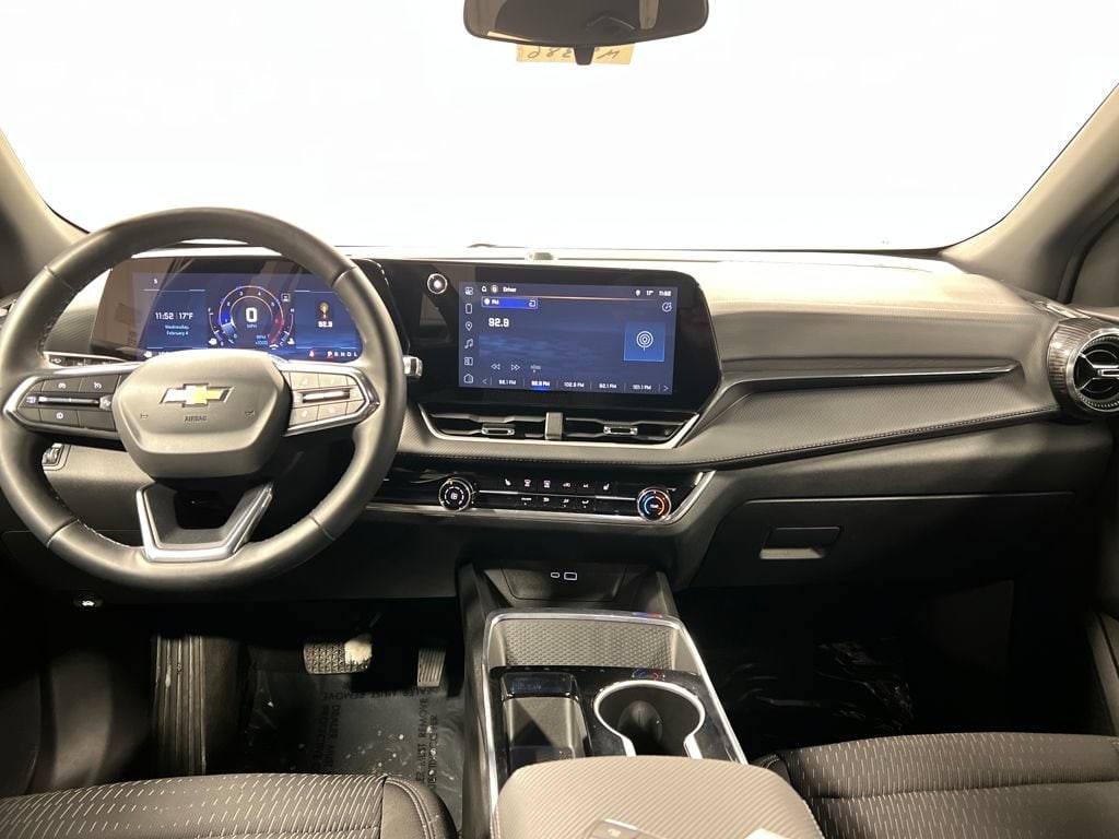 2025 Chevrolet Equinox LT - Photo 17
